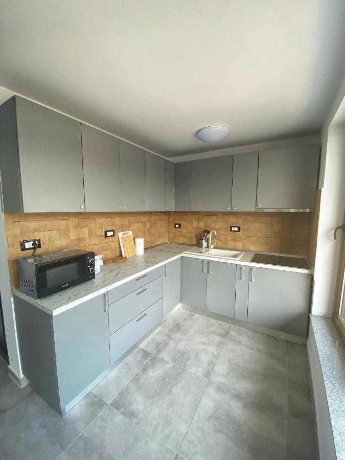 Vila Levitas Apartment Дубова Екстериор снимка