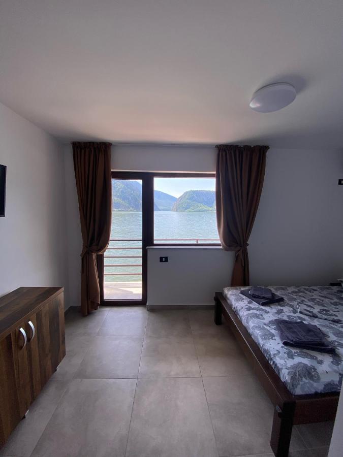 Vila Levitas Apartment Дубова Екстериор снимка